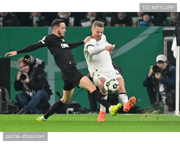 门兴格拉德巴赫德甲赛场4比0大胜圣保利 结束连续不胜尴尬局面